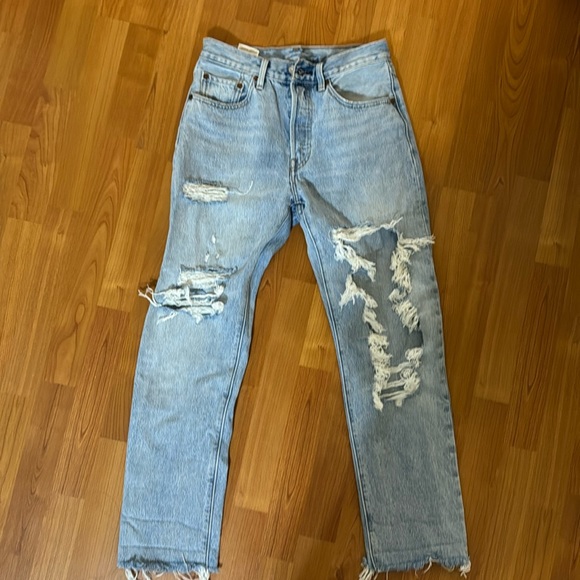 Levi’s 501 26 x 28 button fly - Picture 1 of 3